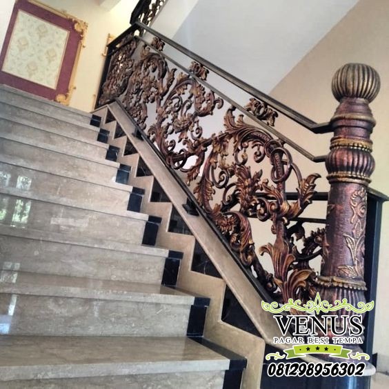 Railing Tangga Klasik