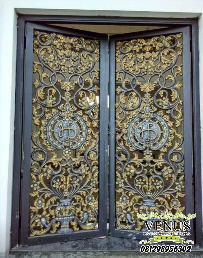 Pintu Head Besi Tempa Klasik