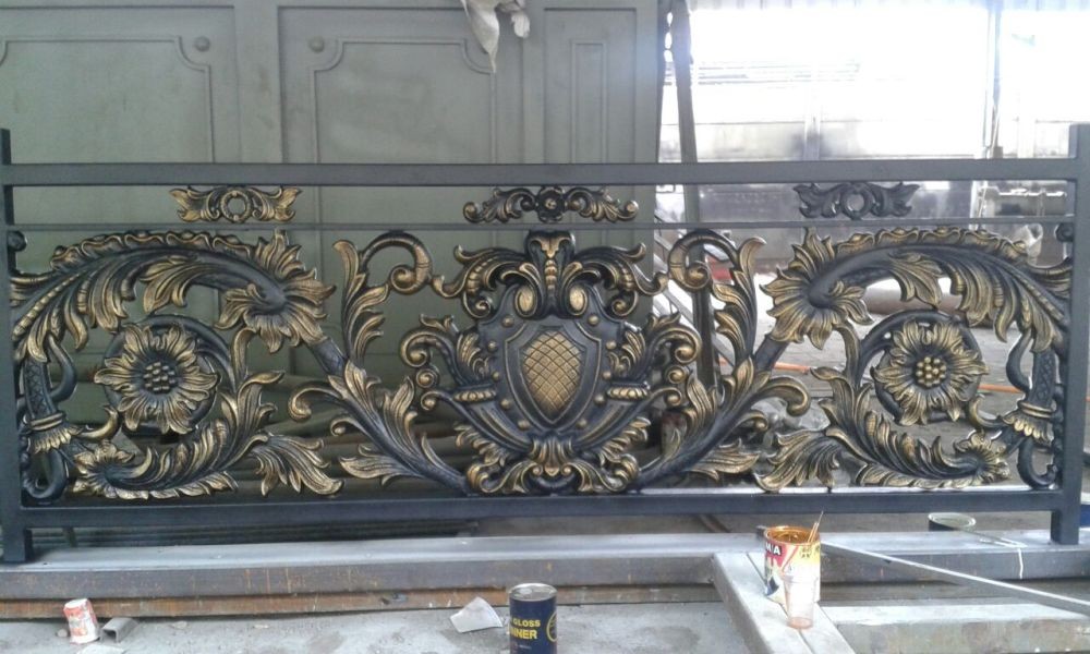 Railing Besi Tempa Klasik
