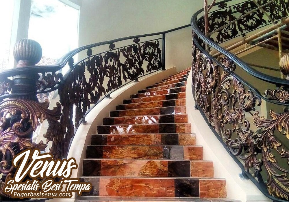 Railing Besi Klasik