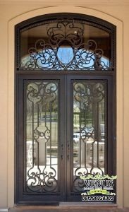 Pintu Besi Klasik Mewah