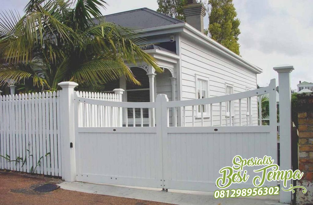 Pagar GRC Kayu Woodplank Warna Putih Minimalis dan Modern 4